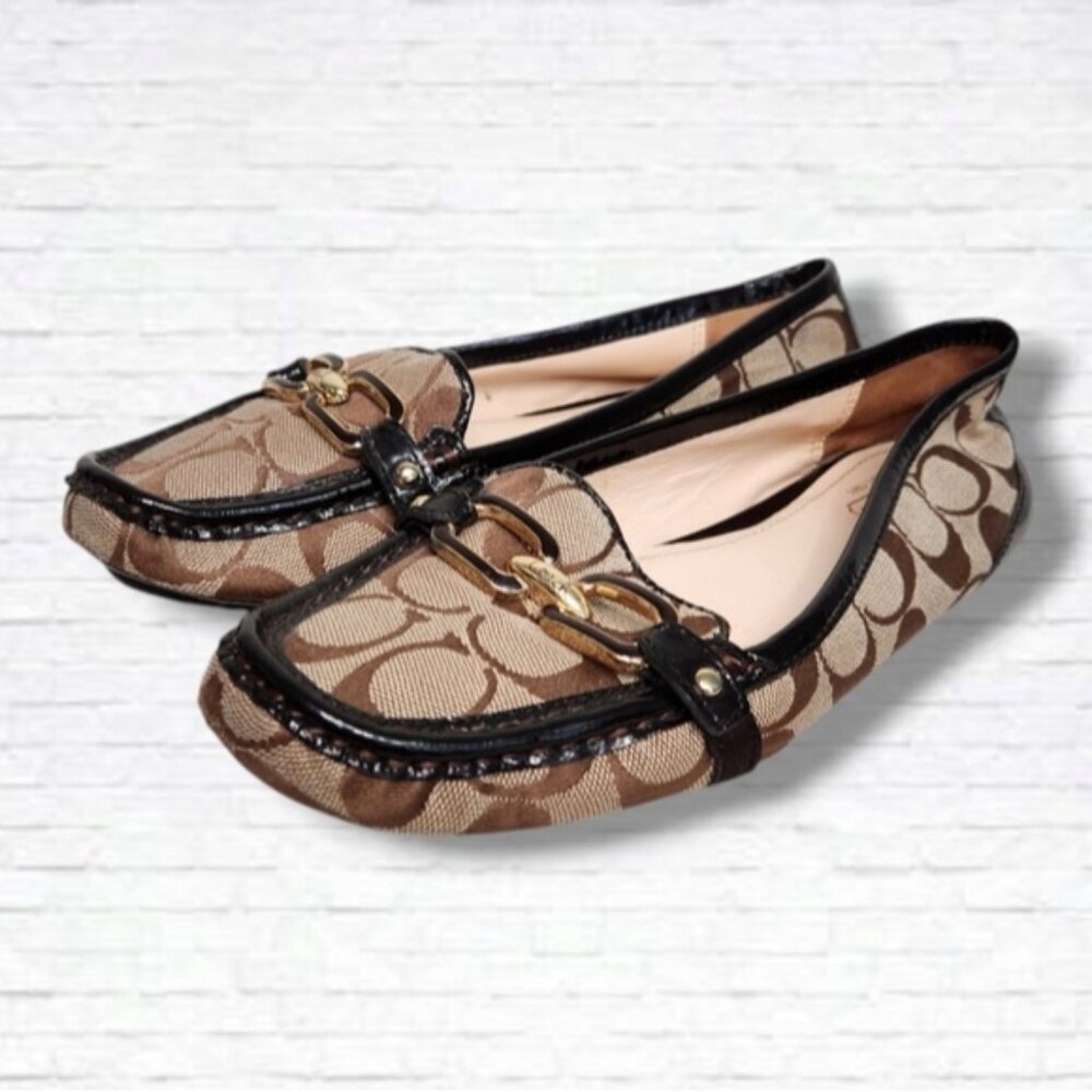 Coach "Perri" C Logo Driving Loafers Slip On Flats Size 8.5